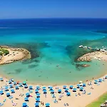 Anasta Villa *